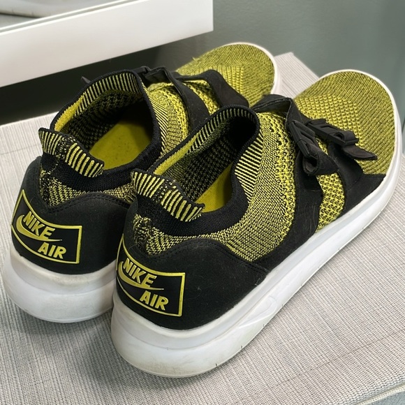 Nike Men's Air Sockracer Flyknit Running Shoes Size 10.5 Yellow Strike - Picture 2 of 9